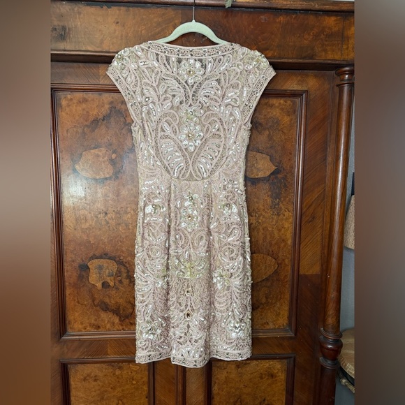 EUC Sue Wong Nocturne- Elegant Sequin Embellished Dress. Size 4 - Picture 2 of 9